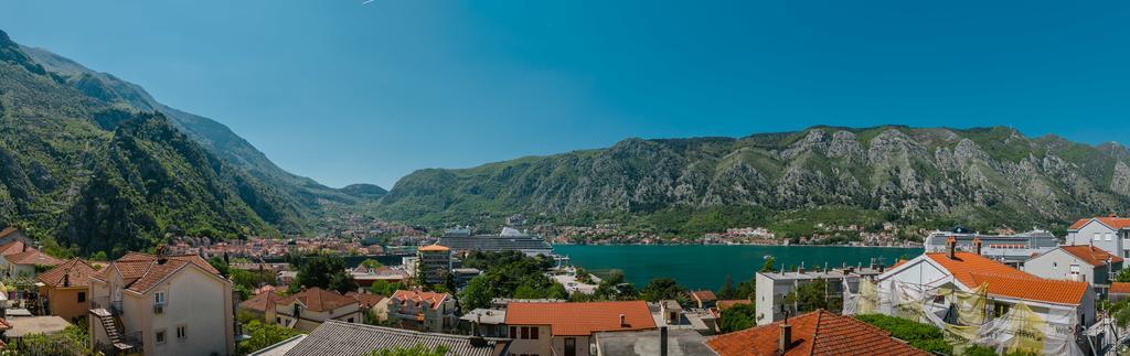 Apartments Feniks Kotor Eksteriør bilde