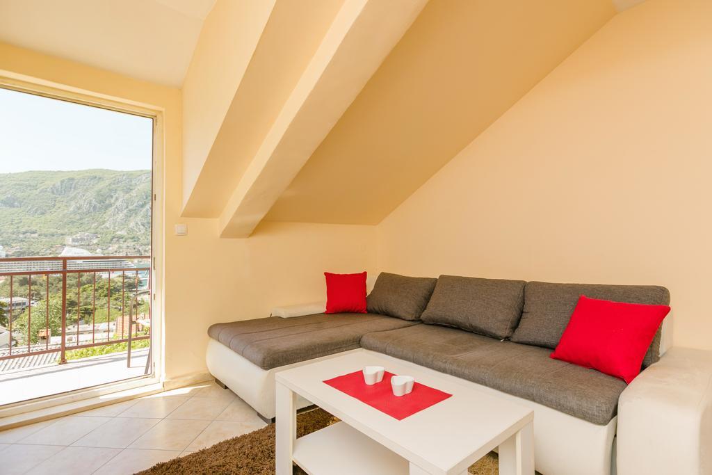 Apartments Feniks Kotor Eksteriør bilde