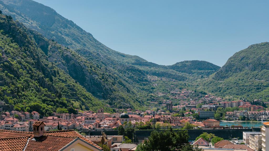 Apartments Feniks Kotor Eksteriør bilde