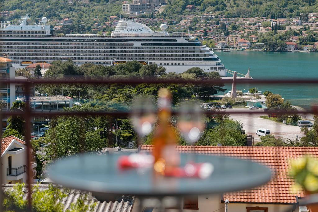 Apartments Feniks Kotor Eksteriør bilde
